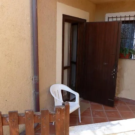 Apartament Bilocale Con Giardino, 2 Minuti Dal Mare