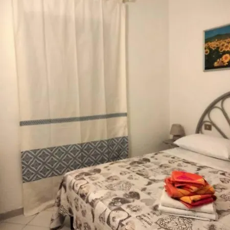 Bilocale Con Giardino, 2 Minuti Dal Mare דירה *