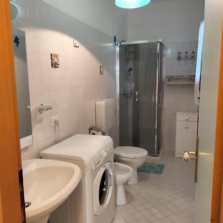 Bilocale Con Giardino, 2 Minuti Dal Mare דירה *